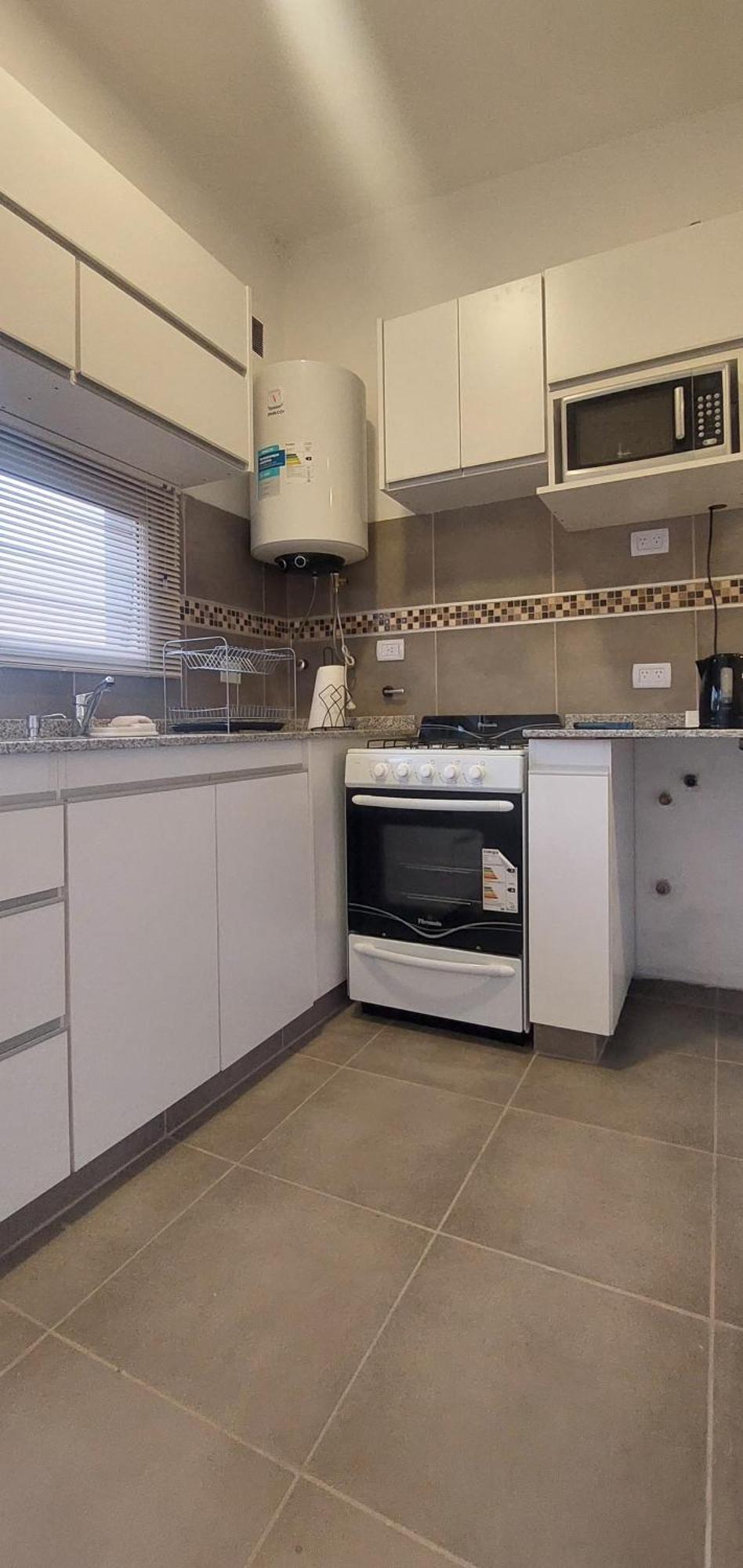 Apartamento Hermoso Departamento A Estrenar En Complejo De Departamentos 3 *